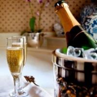 Afaceri banoase si originale? Deschide-ti firma de catering romantic!