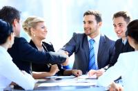 5 oameni de care ai nevoie pentru a atinge succesul