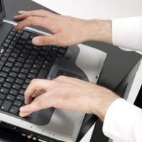 Raport privind obiceiurile de consum pe Internet