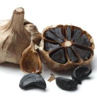 Afaceri cu usturoiul negru: Un fermier roman va da lovitura
