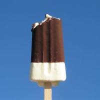 Idei de afaceri mana in mana - Gelaterie mobila si stand de hot dogs!