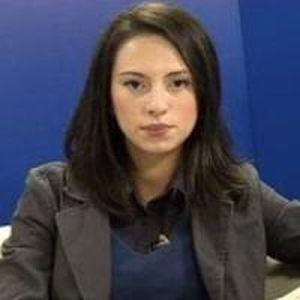 NU investim in social media! Gata, sefu'. Doar branduiam...