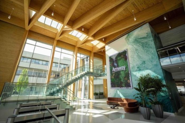 Amway raporteaza o crestere sustenabila in 2025 in regiunea ESAN