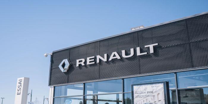 Vinde Renault uzina de la Mioveni?